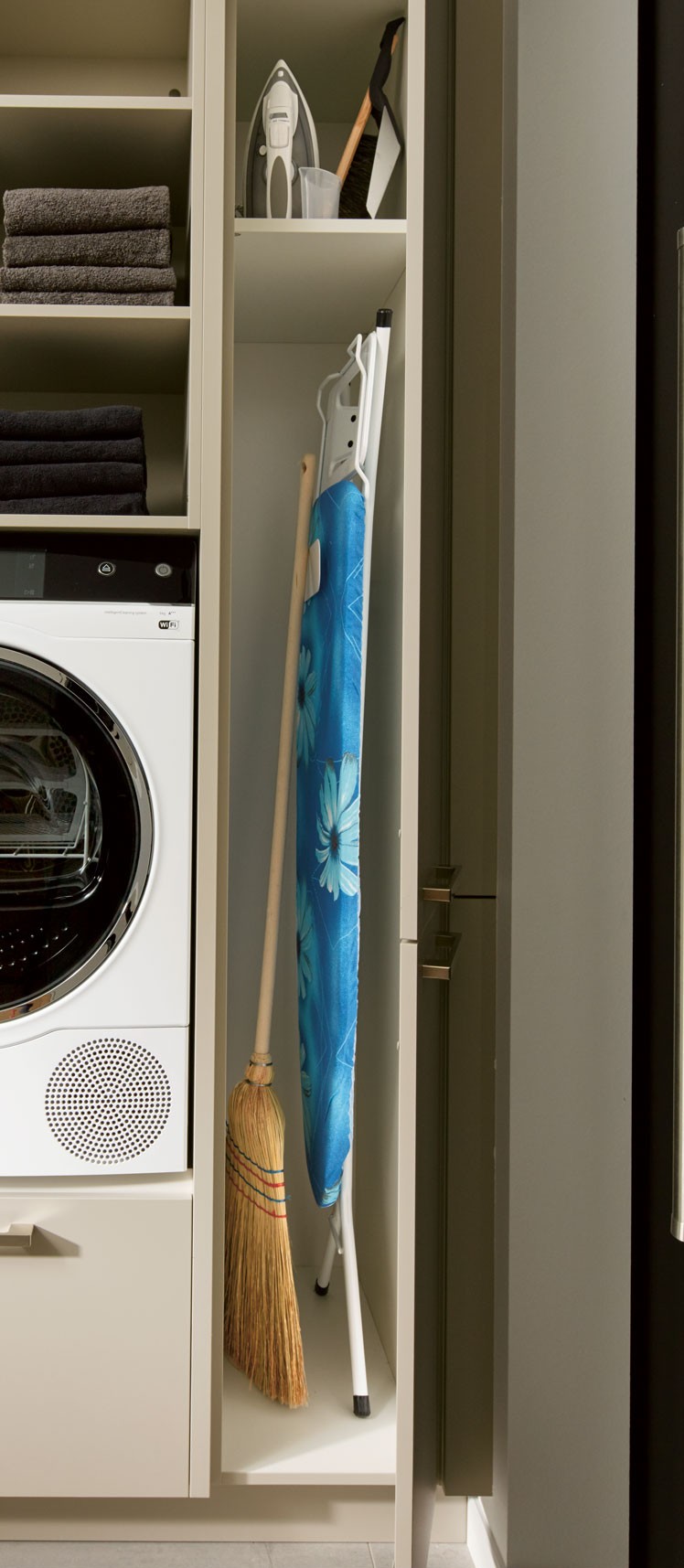 Built-in ironing board