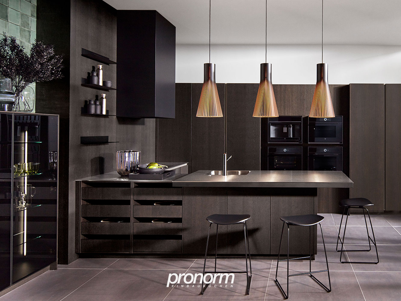 X-line Oak Truffle Grey with Black Glass